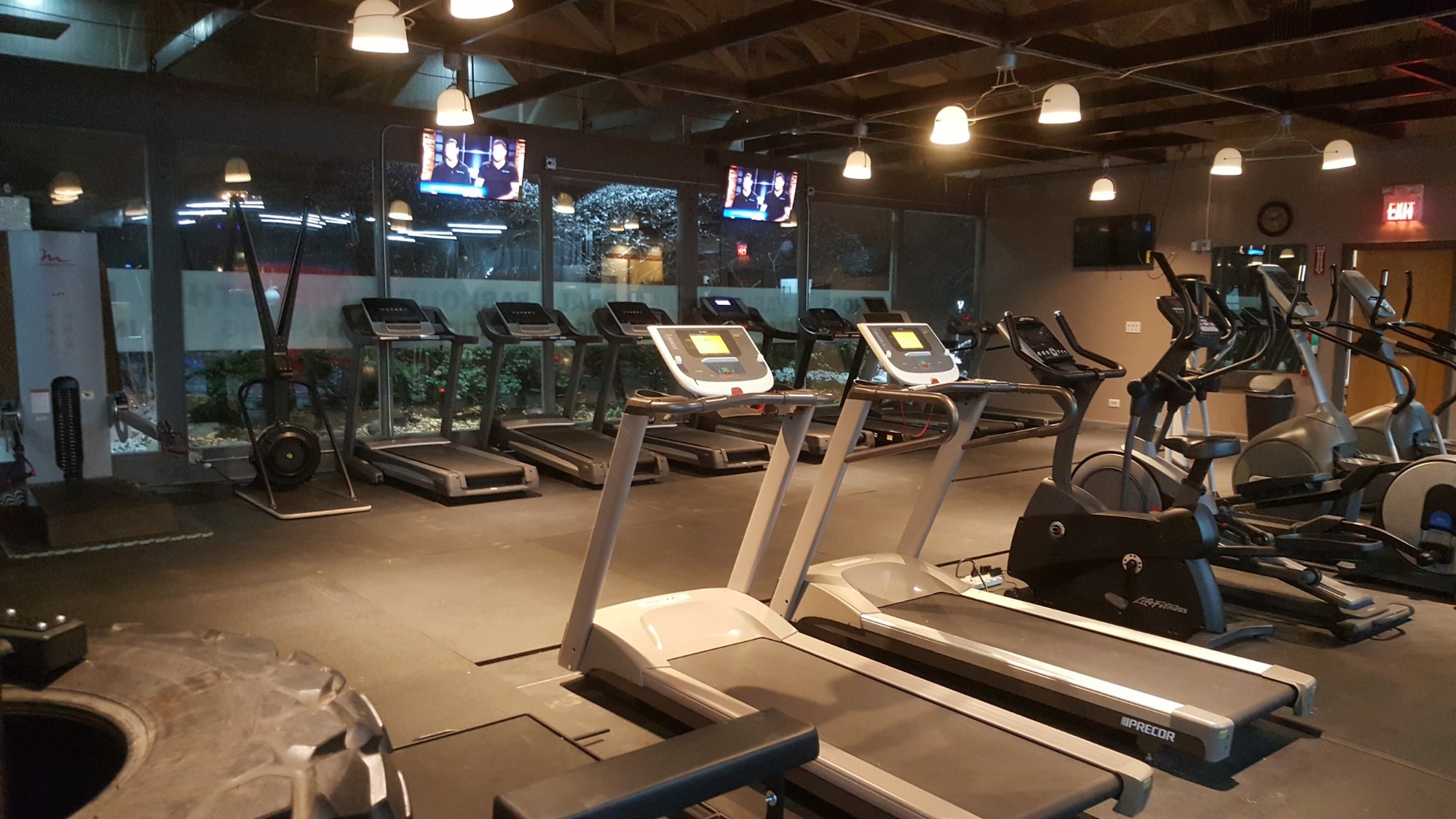 Cardio equipment inside TKGym Four Lakes